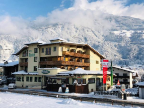 Hotel Alpina, Ried Im Zillertal, Österreich